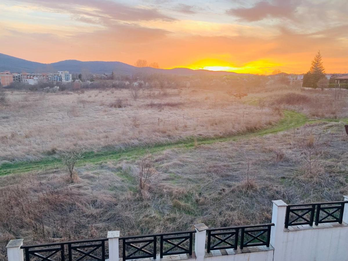 צ'רנומורץ Apartment At St. Nicholas Complex-Igora מראה חיצוני תמונה